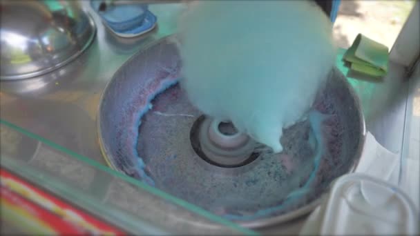 Maken van suikerspin. Slow Motion — Stockvideo