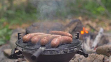 Doğa mutfak ızgara sosis