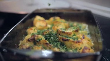 1920x1080 Şef biber, garnitür, sotelenmiş patates.
