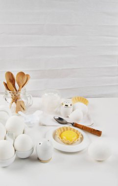 Yumurta kompozisyonu tablo