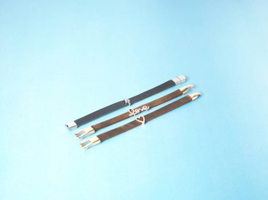 Doğal deri el yapımı Bileklik