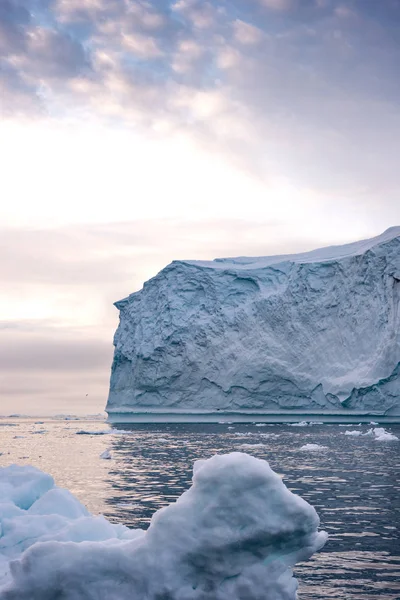 Icebergs Arctiques Sur Océan Arctique Groenland — Photo