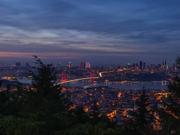 Κωνσταντινούπολη Size Και Θέα Στο Ηλιοβασίλεμα — Φωτογραφία Αρχείου