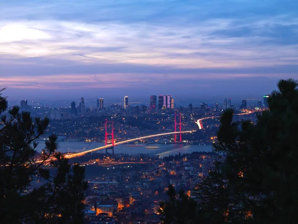 日落时的伊斯坦布尔 B收费 — 图库照片