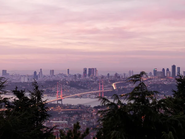 Istanbul Boğaz Manzaralı Gün Batımında — Stok fotoğraf