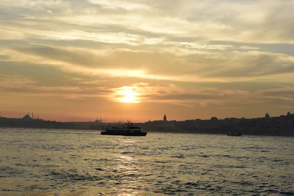 Oranje Kleur Zonsondergang Istanbul — Stockfoto