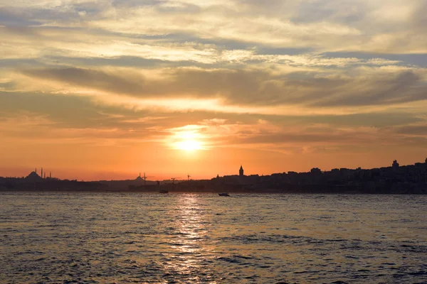 Оранжевый Цвет Заката Стамбуле — стоковое фото