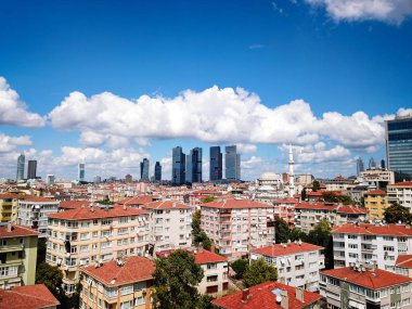 Gün batımında İstanbul'un havadan görünümü