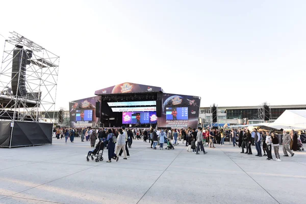トルコのイスタンブール アタテュルク空港で Teknofest 2019 新技術と軍用航空ショー 2019年9月21日 — ストック写真