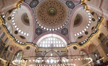 İstanbul Süleymaniye Camii'nin tavan manzarası