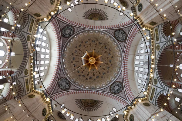 Stropní Pohled Mešitu Suleymaniye Istanbulu Turecko — Stock fotografie