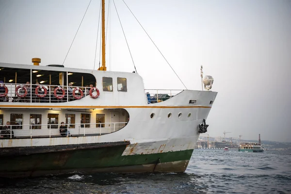 Malá Loď Istanbulu Bosphorus Turecko Říjen 2019 — Stock fotografie