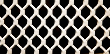 Beyaz ızgara. Siyah arka plan