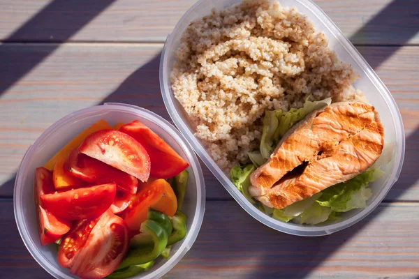 Bütün gün yemek ayarla.