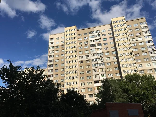 Sovyet dairesi binası. Doğu Avrupa, Kiev