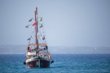 Pserimos Adası, Yunanistan - 29 Temmuz 2025 Pserimos Kalymnos belediyesine bağlı küçük bir Yunan adasıdır. 