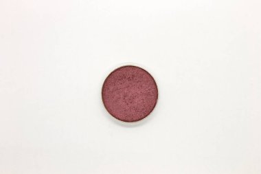 Göz falı beyaz bir arkaplanda izole edildi