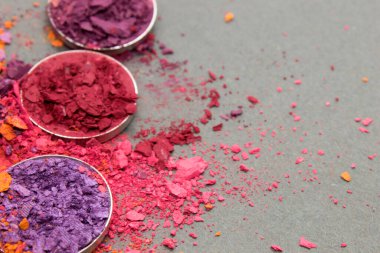 Turuncu, Pembe, Mor, Eflatun ve Kırmızı Siyah arka planda Eshelhadow ezildi