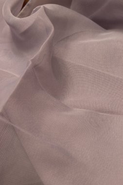 Bu Gri Polyester kumaşın bir fotoğrafı.