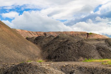 Batı Ukrayna 'da endüstriyel atık yığınları