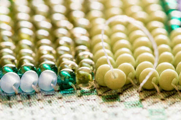 Embroiders Colorful Beads Close — Stock Photo, Image