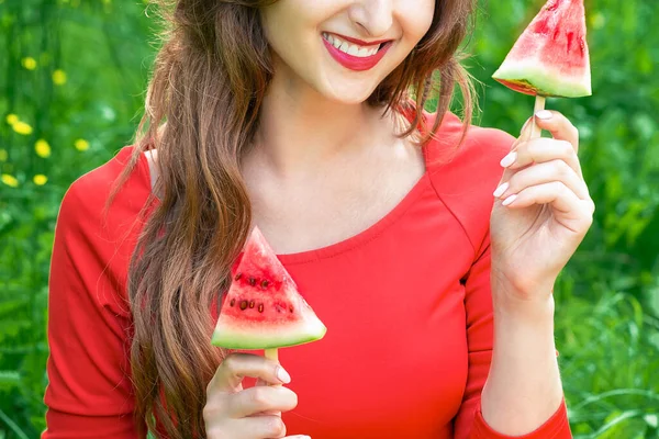 Smiling Woman Holding Two Pieces Watermelon Form Triangle Background Green — Stock Photo, Image