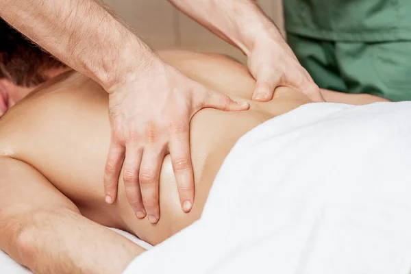 Terug Massage Rug Van Man Spa Salon — Stockfoto