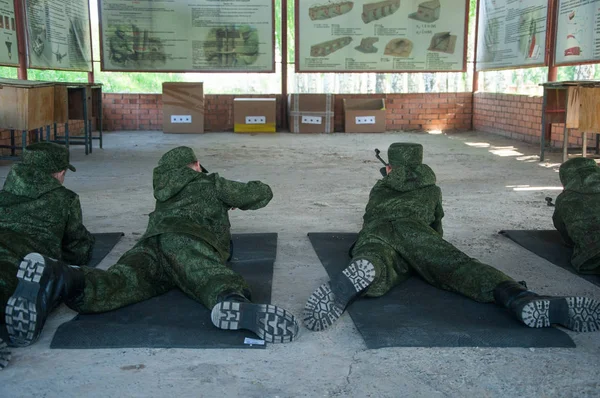 Campo Militar Treinamento Atiradores Furtivos Uma Galeria Tiro — Fotografia de Stock