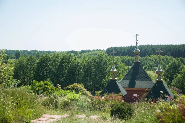 Křesťanské Kostelní Kopule Modrá Obloha — Stock fotografie