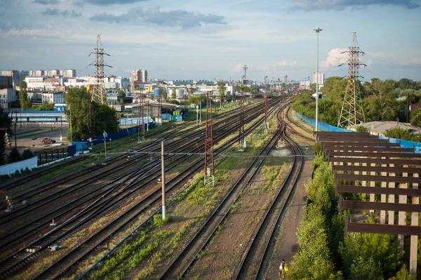 Stedelijke Landschap Van Een Stad Een Spoorlijn Bovenste Weergave — Stockfoto