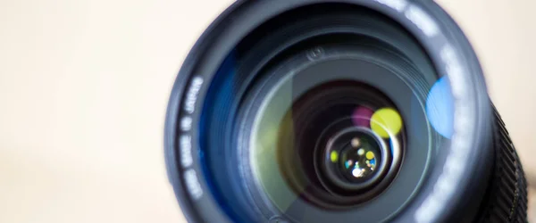 Objektív Digitális Fényképezőgép Szelektív Fókusz Közelről Egymás Tükörképe Bokeh — Stock Fotó