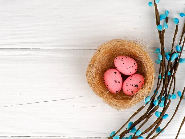 Pink Easter Eggs Nest White Wooden Background Copy Space — Stock Photo, Image