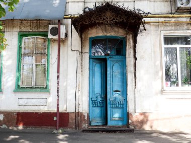 eski tipik vintage mavi ahşap kapı