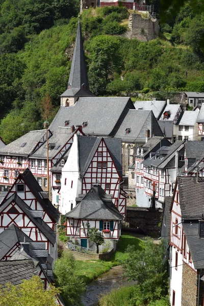 the village Monreal in the Eifel