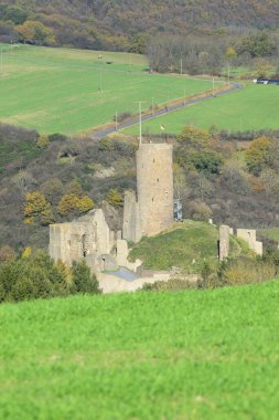 Loewenburg ruin above Monreal seen from above
