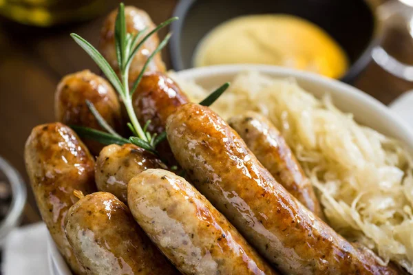 Saucisses Grillées Chou Moutarde Bière — Photo