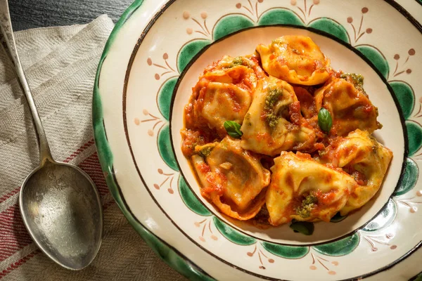 Fresh Homemade Tortellini Tomato Sauce Mozzarella Cheese Rustic Plate — Stock Photo, Image