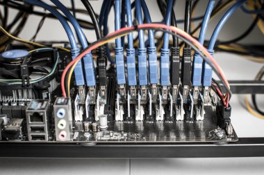 Grafik Kartlar için Anakart üzerinde Cryptocurrency Madencilik Rig Konektörler