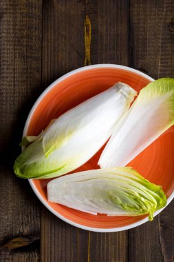 Hindiba Taze Salatası. Ham Witloof Organik Sağlıklı Gıda.
