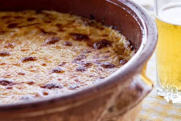 Pastitsio Geleneksel Yunan Fırında Makarna Güveç Yer Be ile