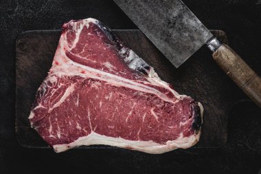 Vintage Kesme Kurulu T-kemik Steak Çiğ Kuru Yaşlı Beef