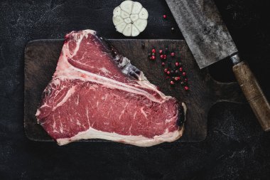 Vintage Kesme Kurulu T-kemik Steak Çiğ Kuru Yaşlı Beef