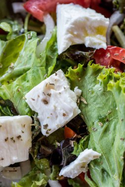 Beyaz Peynirli Yunan Salatası, Zeytinyağı, Domates, Marul, Onio