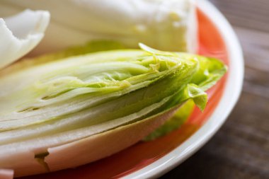 Hindiba Taze Salatası. Ham Witloof Organik Sağlıklı Gıda.