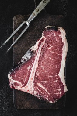 Rustik Mutfak Doğrama Kurulu Premium Kuru Yaşlı Çiğ T-bone Steak