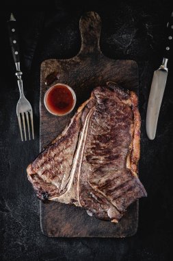 Barbekü Izgara Kuru Yaşlı Beef T-bone Biftek Rustik Kesme Kurulu