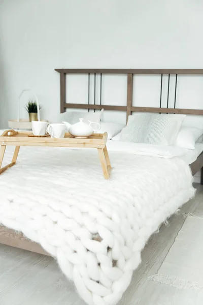 Gemütliches Zuhause Hause Bleiben Skandinavischer Stil Frühstück Bett — Stockfoto