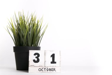 31 Ekim, beyaz arkaplanda tarih