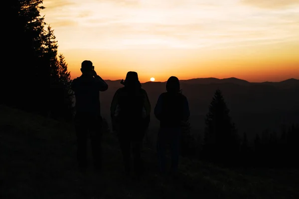 Mattina Alba Montagna Silhouette Del Viaggio Che Una Vita Felice — Foto Stock