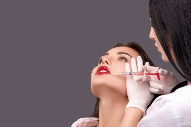 Şevval Özçelik Güzellik enjeksiyonları deriyi iyileştirme yapar